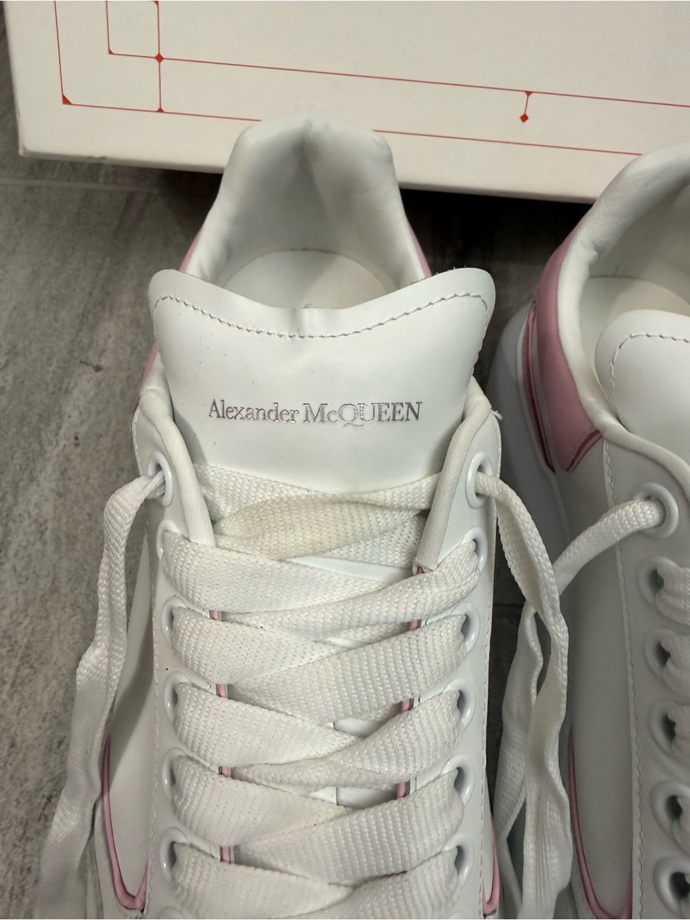 Size 41.5 Alexander McQUEEN White & Pink Leather Sneakers - Picture 3 of 10